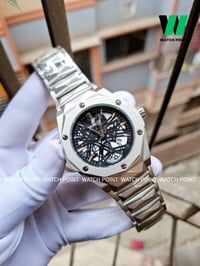 هوبلو • ميناء سكلتون • هيكل مسدس