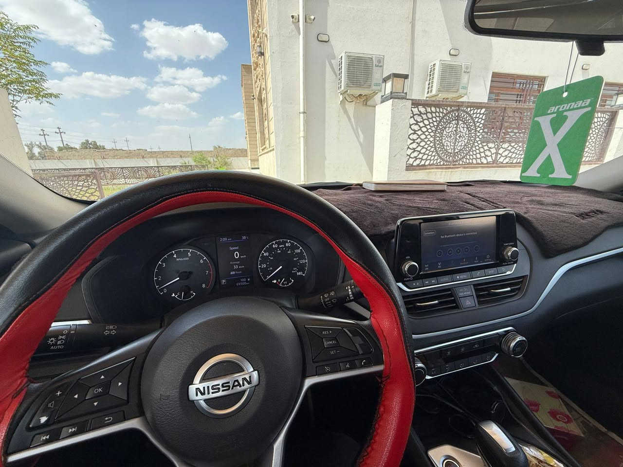 نيسان التيما للبيع موديل 22 المكان كركوك 
سياره جاهزه من كلشي سنويه من الادامه سياره 
سعرها ١٦٥ 
*********** واتساب تفاصيل اكثر
