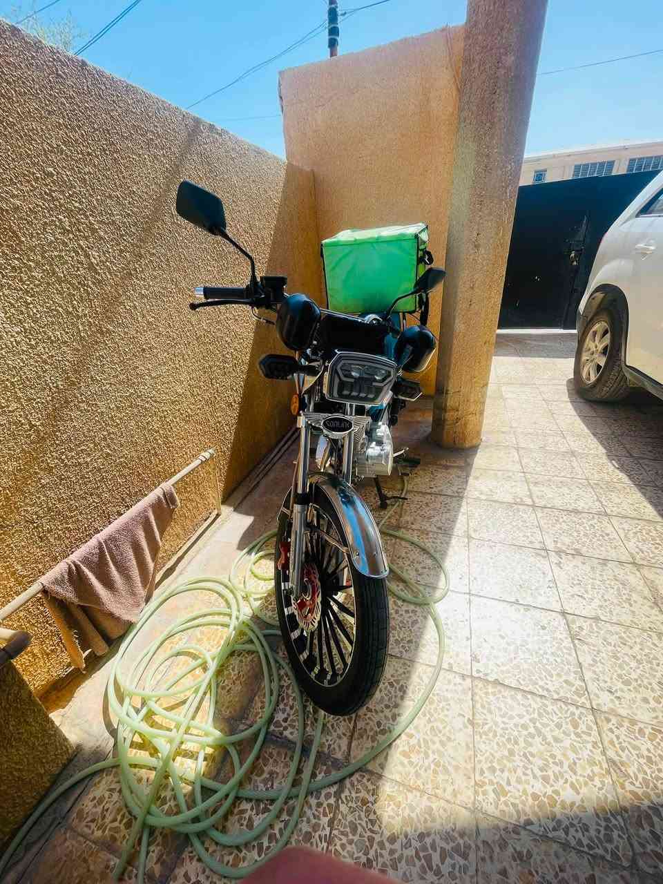 للبيع سيفان موديل 25 محرك 200 بلادي
دراجه مستخدمه 3 اشهر دراجه حلوه وجاهزه بدون لا دعمه ولا واكعه دراجه كفاله كل شي شغال 
مكان تكريت 
سعر 765 وبي مجال بصيط حك الجيه مو 50 كبل تنزل بكيفك
للاستفسار ***********
