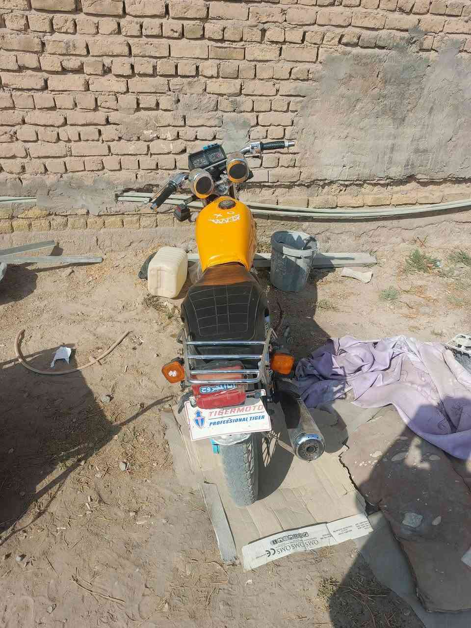 سلام دراجه كلك كلك البيع الدرجة شغاله ونضيفه شوفت عيونك السعر 550وبيه مجال للطيبن المكان   الديوانية قضاء الدغاره وهذا رقمي للاستفسار الاتصال *********** موجود واتساب
