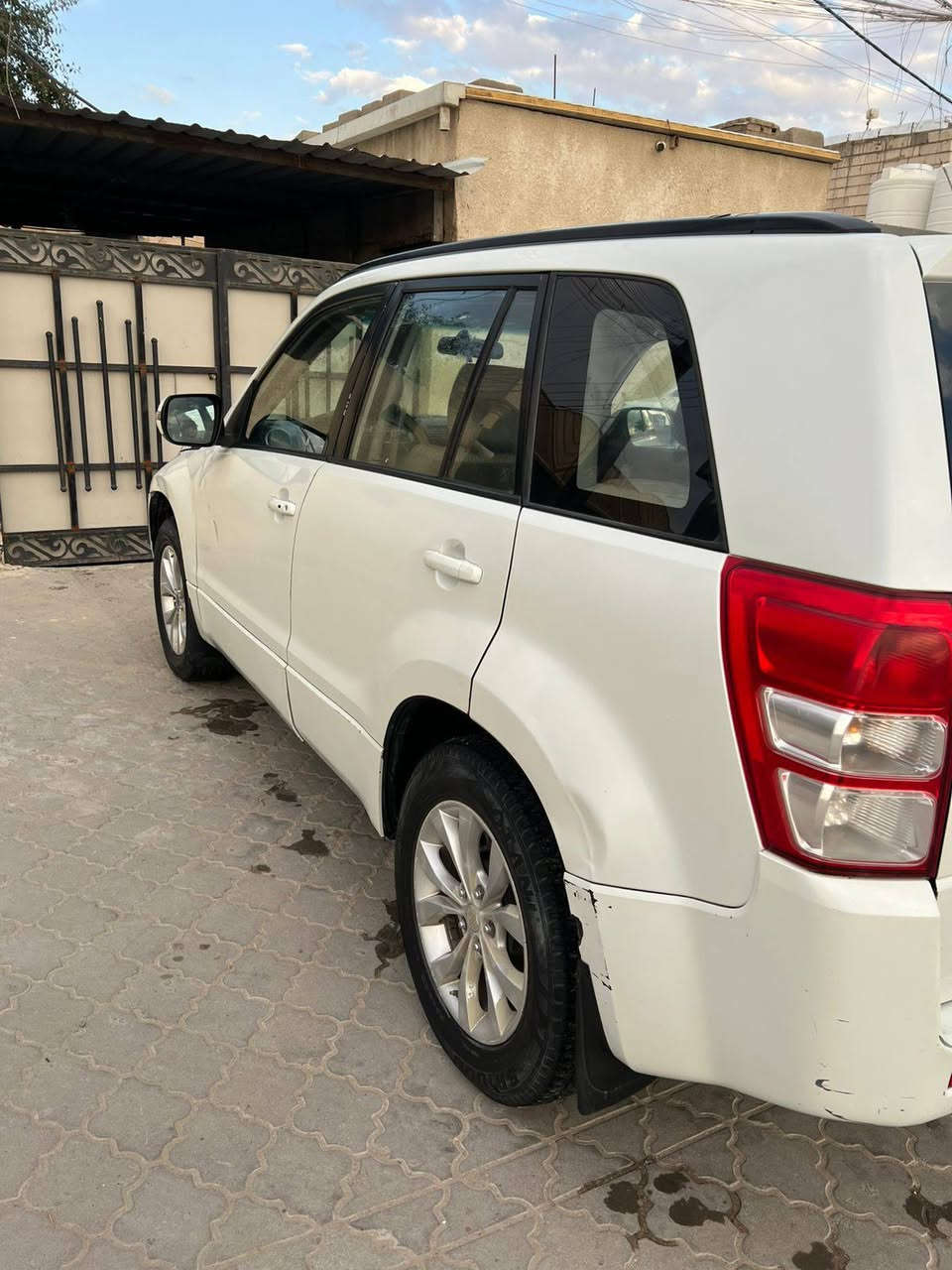 سازوكي فيتارا مديل 14مكفوله من الضربة والصبغ رقم بصرة باسمي السعر 95ورقه


**إذا كنت صاحب هذا الإعلان وتريد حذفه لأي سبب، رجاءا أرسل رسالة إلى الدعم الفني**