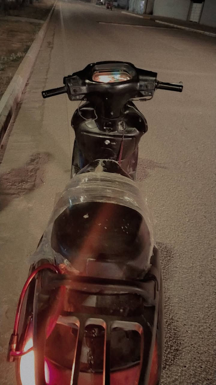 سلام عليكم البيع دراجه سبيسي ياباني نضيفه دبلات نضيفه اليتات اشاير هورن تايرات نضيفه شغاله سلف هندر العنوان ديالئ المقداديه لاتصال عل الرقم ***********
