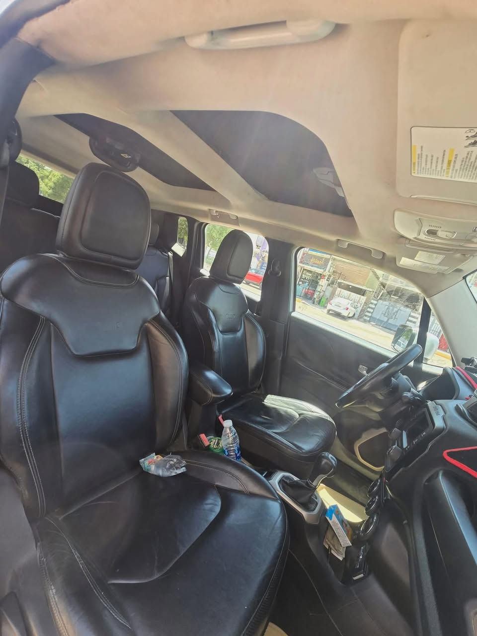 للبيع او مراوس مع اقل لان محتاج فرق
السعر 110  

🚗 تفاصيل المركبة

• السنة: 2016

• Model: Jeep Renegade Limited

• المحرك : 2400cc بنزين

• ناقل الحركة: أوتوماتيك

•المسافة المقطوعة: 149kmوقابل للزياده

• اللون: رصاصي

✨ المميزات

• داخلية جلد بالكامل

• مقاعد كهربائية

•تدفئه المقاعد والستيرن

• كاميرا رجوع للخلف

• رادار جانبي

• تحكم ستيرن متعددة الوظائف 

• كروز سرعه

• نظام معلومات شاشة تعمل باللمس

• فتحه سقف عدد٢

سيارة SUV ممتعة وعملية ومميزة تجمع بين الراحة والعملية وسهولة الاستخدام اليومي.

•حاله السياره جيده 

•مكينه وكير وحداديه وكهربائيات كفاله 

تخم تاير جديد 5 ويل كب استخدام زيت امزويل العلبه السوده 0w20 

•تم اضافه منظومه غاز Lpg من ورشه النجف الحكوميه مع ضمان سنه كامله السياره ماشاء الله ماكو اصراف نهائيا ب ١٠ الف تقطع مسافه ٤٠٠كم

📍مكان السياره ديالى بعقوبه سبعه نيسان 

***********

🚘السياره بأسمي هزه وسنويه كل جديد🚘

⚠️حادث السياره بنيد وخدوش وايرباكات اكرر رقمي ***********
