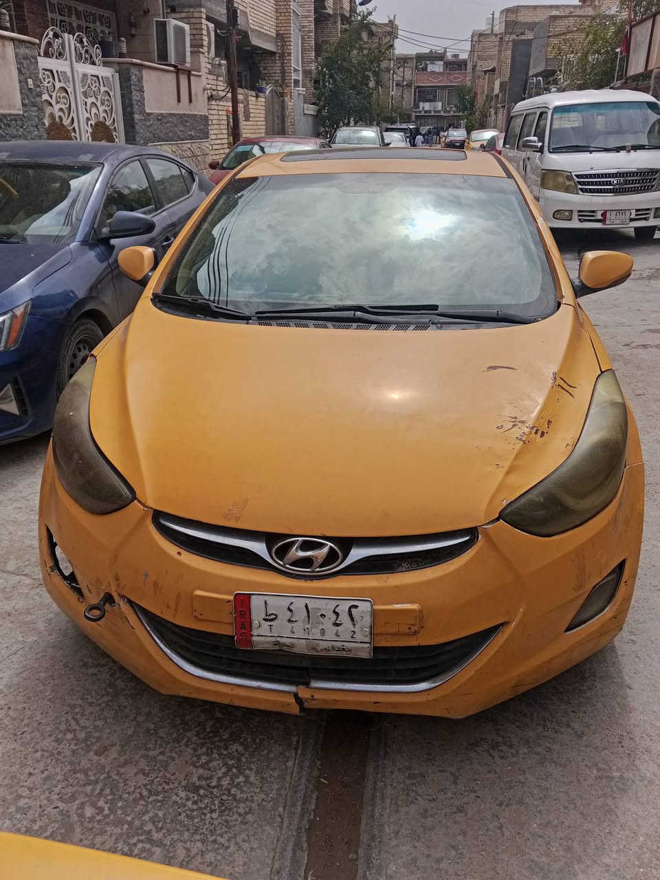 سلام عليكم شباب النترا موديل 2012
مكينة جديد تبريد جديد سيارة بأسمي هيئه مصغر رقم بغداد 
مكاني شارع حيفا
سعر 90 وبيه مجال 
الاتصال ***********
