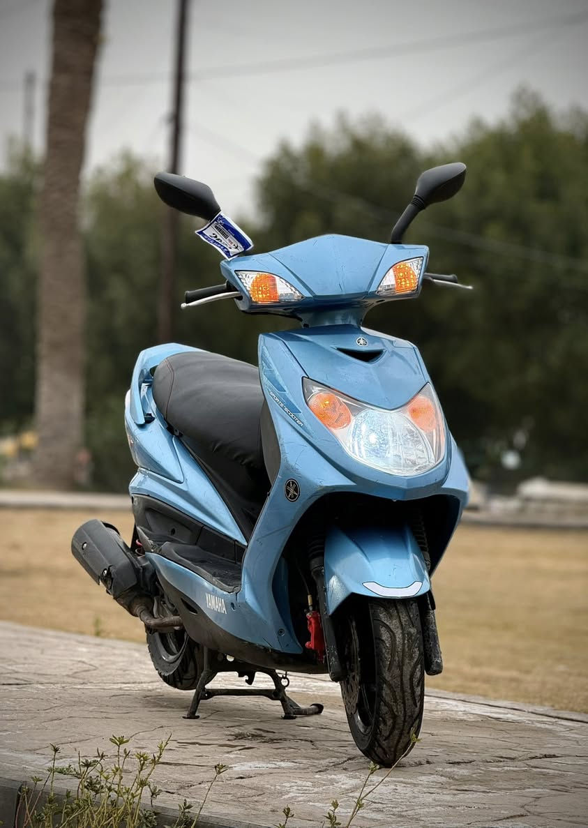 سكنس فحل كابريتر الدراجة كلش نضيفة وحلوة جديدة مثل مموضح كدامكم نص نكرة نص هندر بكل وكت جيب فيتر افحص الحد متمل او توديهة وين ميعجبك افحصهة شلعة معدل كهربائيات اوراق بريكات كلهة فول منقصهة ايشي الدراجة الشراي يراسلني واتساب ادزلة فديو مصور الدراجة من التشغيلة وصوت ومكينة وداير مداير وكلشي يشوفة قبل ميجي وهم اي ختلاف بصور بلفديو بلحجي تاخذ كراويك وتروح السعر 725 مكاني بغداد البياع 
***********
