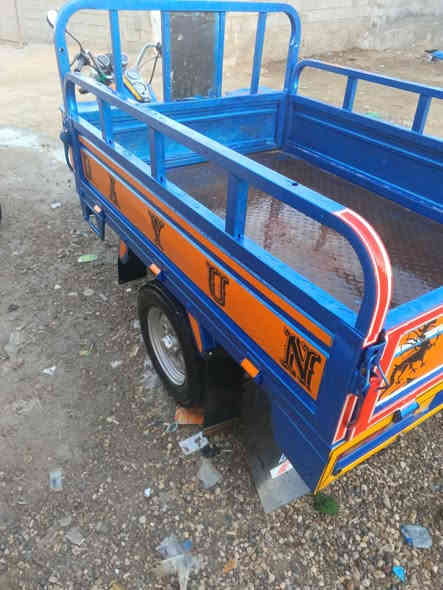 للبيع موديل 2017 السعر 1400 العنوان كوت شهداء اوراق ***********
