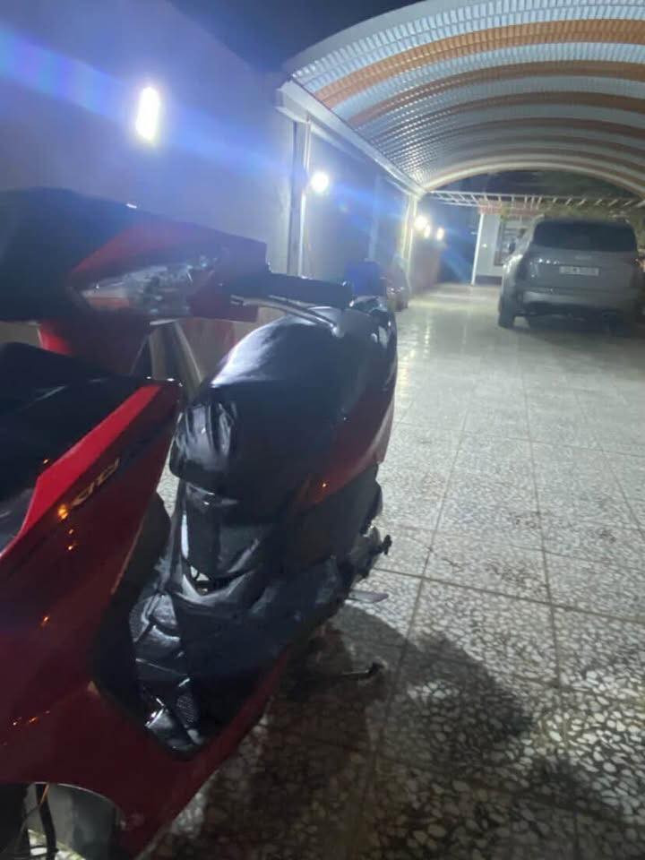 سلام عليكم
دراجه سكنز للبيع دراجه جديده لون دم غزال 

دراجه مكفوله من مكينه وكير موديل 2024 ماشيه دراجه من عده نواقص بسيطه كلش مثل ماشوف بصور  دراجه معروضه 850 

***********📞
