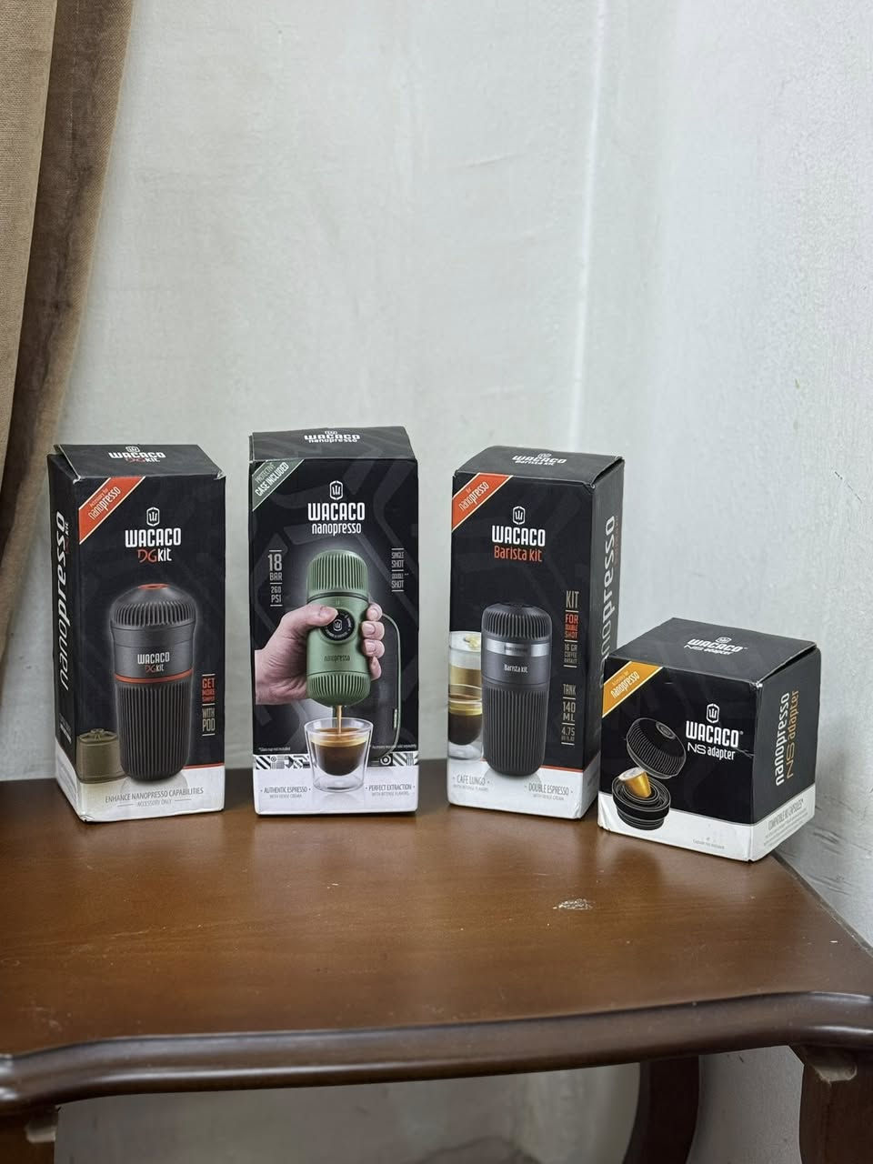 فرصة لا تعوض لعشاق القهوة ☕️ | باكيج Wacaco الأصلي جديد زيرو!
للبيع مجموعة كاملة من شركة واكاكو (Wacaco)، الغراض جديدة كلياً وما مستخدمة ولا مرة، لون مميز وبحالة الوكالة.
المجموعة تشمل ٤ قطع أساسية:
1️⃣ جهاز Nanopresso: اللون الأخضر (Moss Green) + جنطة الحماية.

2️⃣ Barista Kit: لسوي دبل شوت (16 غرام) واستخلاص احترافي.
3️⃣ Barista DG Kit: لاستخدام كبسولات دولتشي غوستو.
4️⃣ NS Adapter: لاستخدام كبسولات النيبريسو.
ليش تشتري هذا الباكيج؟ (مقارنة السعر بالسوگ):
✅ سعر الجهاز وحده بالسوگ: 115 ألف دينار.
✅ سعر كل قطعة ملحقات: 65 ألف دينار.
💰 المجموع بالسوگ: 310 ألف دينار.

🔥 سعر البيع لكل المجموعة: 170 ألف دينار فقط!

🚚 متوفر توصيل لكل محافظات العراق.


**إذا كنت صاحب هذا الإعلان وتريد حذفه لأي سبب، رجاءا أرسل رسالة إلى الدعم الفني**