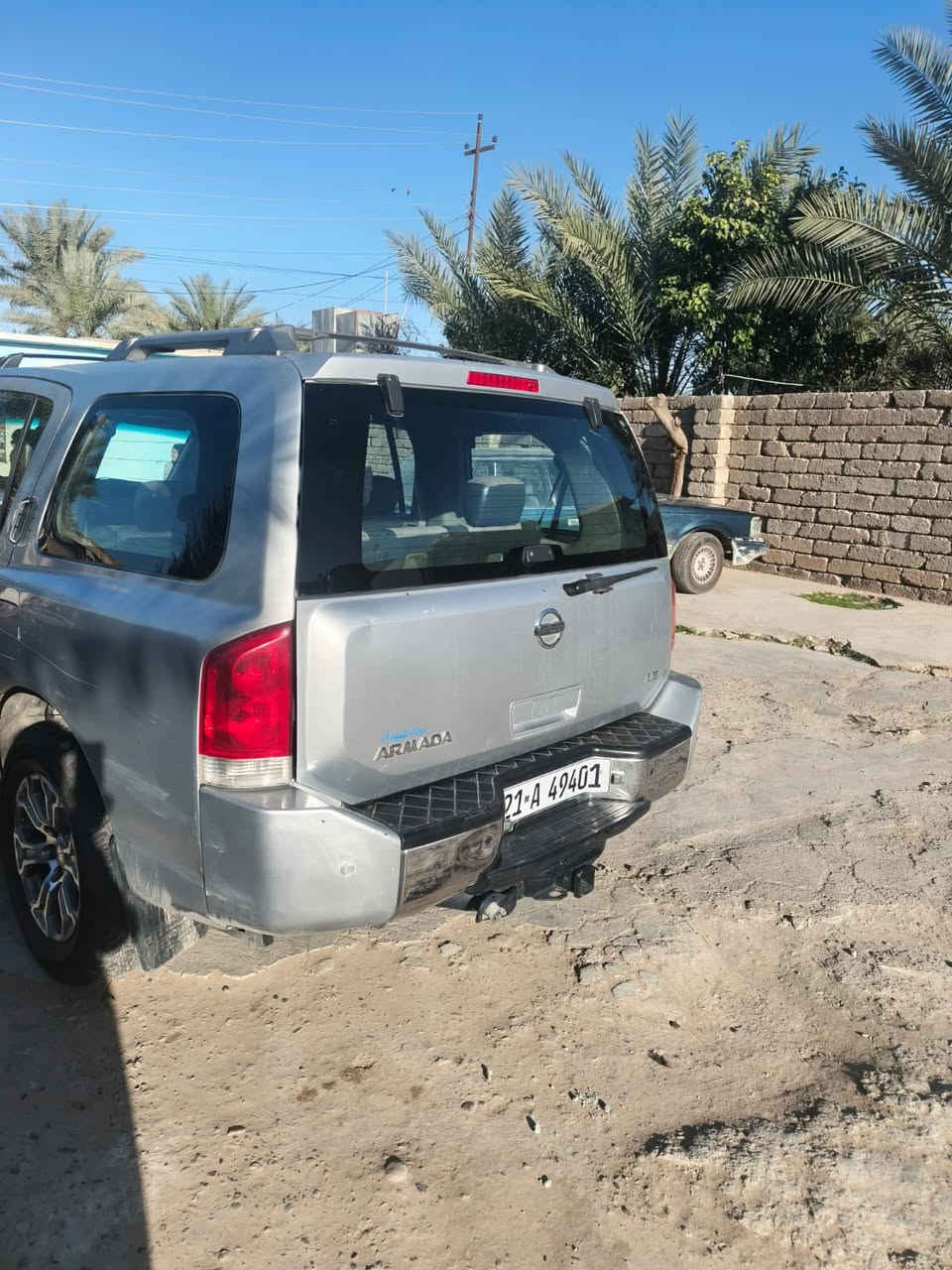 للبيع نيسان ارمادا موديل 2004 بدون صبغ رقم سليمانيه دولي السعر 90 وبيها مجال ترهم اقساط وترهم نقد وكلشي بسعرو  حسب الاتفاق 
مكان السياره صلاح الدين العلم
للاستفسار الاتصال على الارقام التاليه
***********
***********
