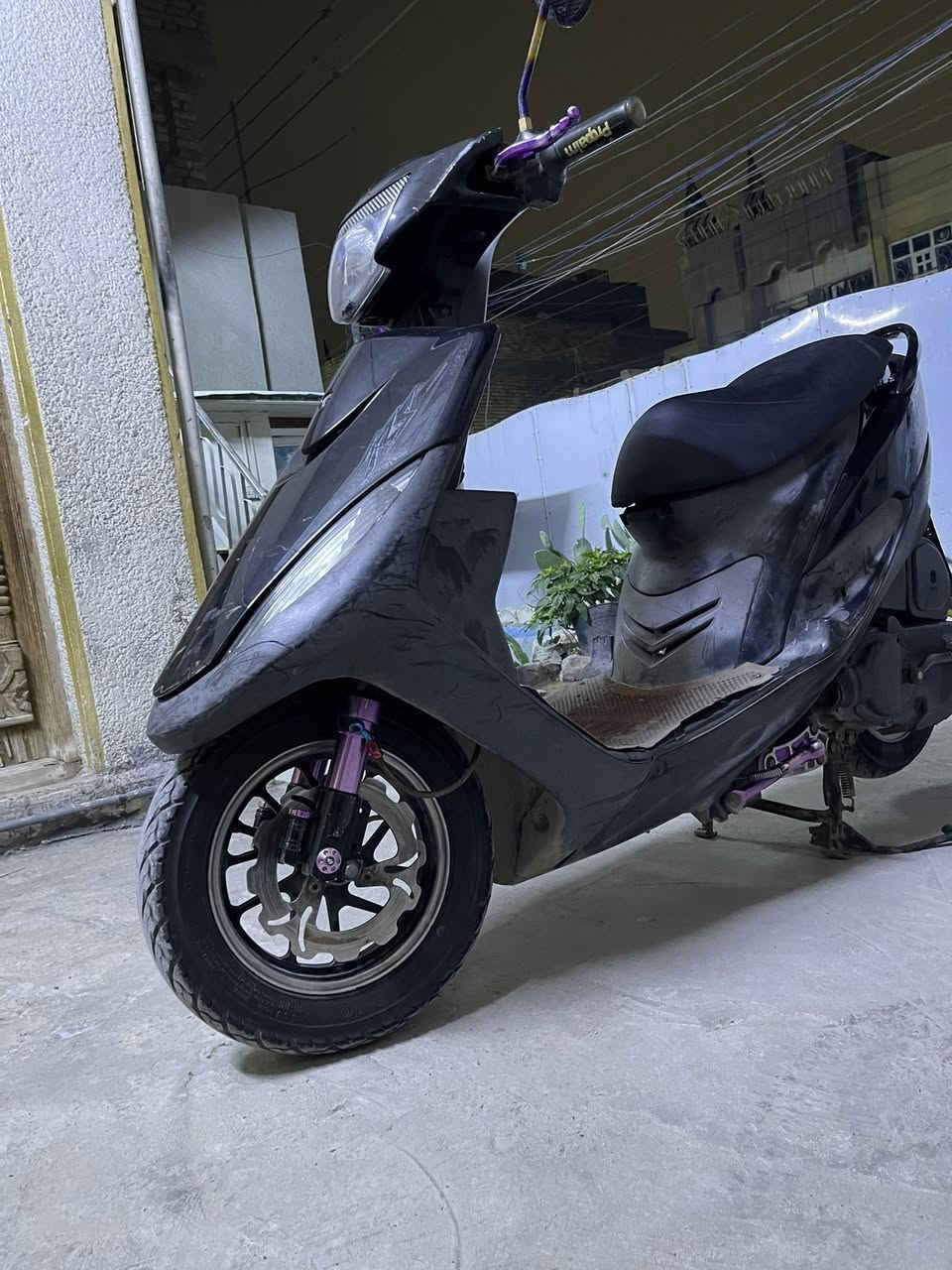 ماكس عدله للبيع  دراجه بلاديه ما مطخوخ برغي بيها مكينه خرسه بيها كلجات اجن بيها وسيت بنفسجي شلعه معدل دراجه كامله نقص برغي مابيها مكاني الدوره ابودشير سعرها مليون ١٠٠
***********
