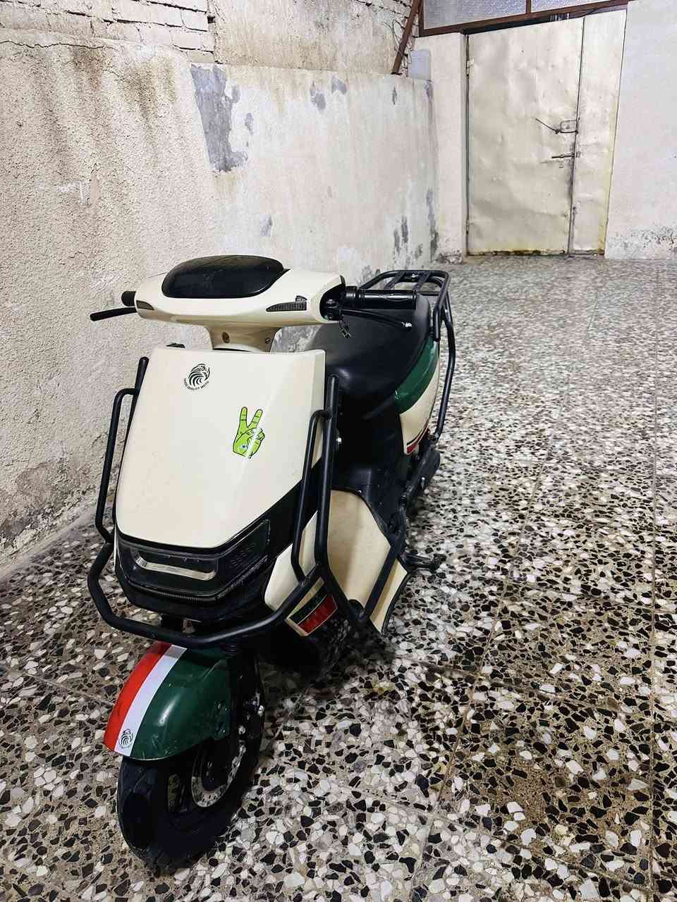 السلام عليكم دراجه شحن البيع الدراجه كلش نضيفه  عدد لبطاريات 6شاحنه اصليه بريكات هادروليك   سعر ادراجه ٦٥٠ وبيه مجال قليل


**إذا كنت صاحب هذا الإعلان وتريد حذفه لأي سبب، رجاءا أرسل رسالة إلى الدعم الفني**