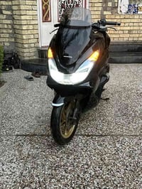 اسلام عليكم Pcx جيل ثاني ياباني حرف jk  بصمه لدراجه حلوه وخير من الله ...