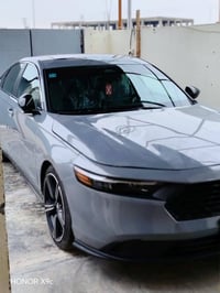 هوندا اكورد فئة sport  موديل 2023 الون المطلوب سياره ضربته مو بجم الجا...