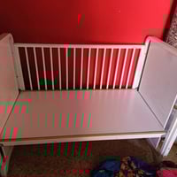 غراض للبيع سرير وكاروك اطفال   سنك حوض المنيوم بابين   كنتور بابين صاج...