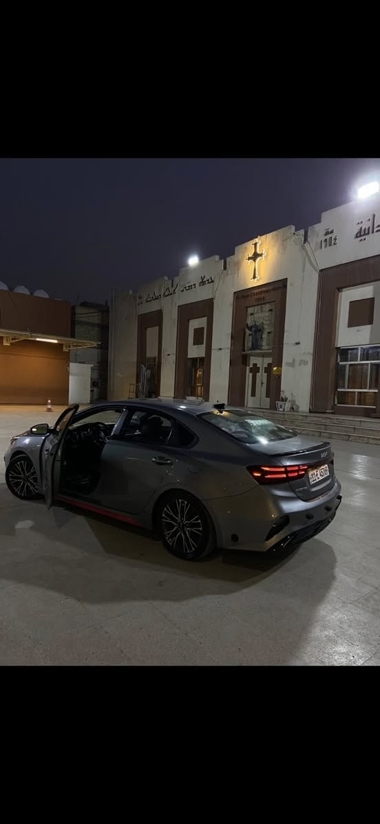 السلام عليكم 
للبيع كيا فورتي جي تي لاين 2023 فول مواصفات 
حادثها 3 قطع 
بنيد وقبط صندوك مبدل + جاملغ مصلح نفسه 
(حادث جانبي بجم كبس )
بيهة منظومة غاز جديدة 
وتخم تايرات كوري وكالة نكسن قبل شهر ضبط شديته 
عداد المسافة (47 ونص ) 
السعر 135 وبيهة مجال قليل حك الجية 
مكاني بغداد الجديدة 
***********
