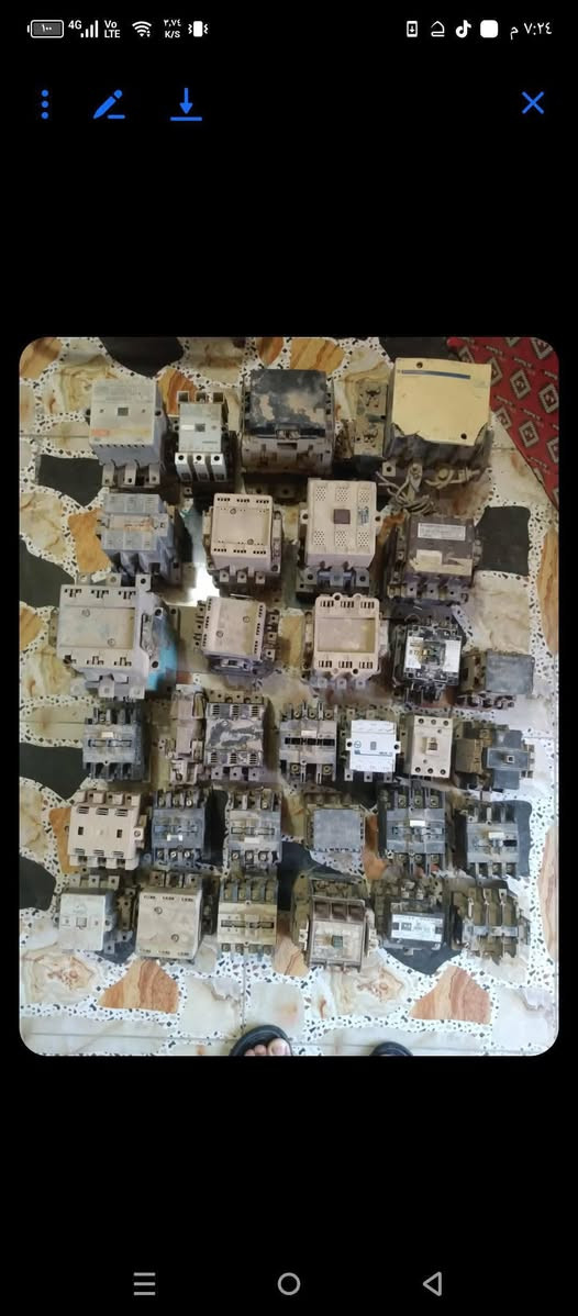 اشتري القواطع المحروقة والعاطلة 
***********
