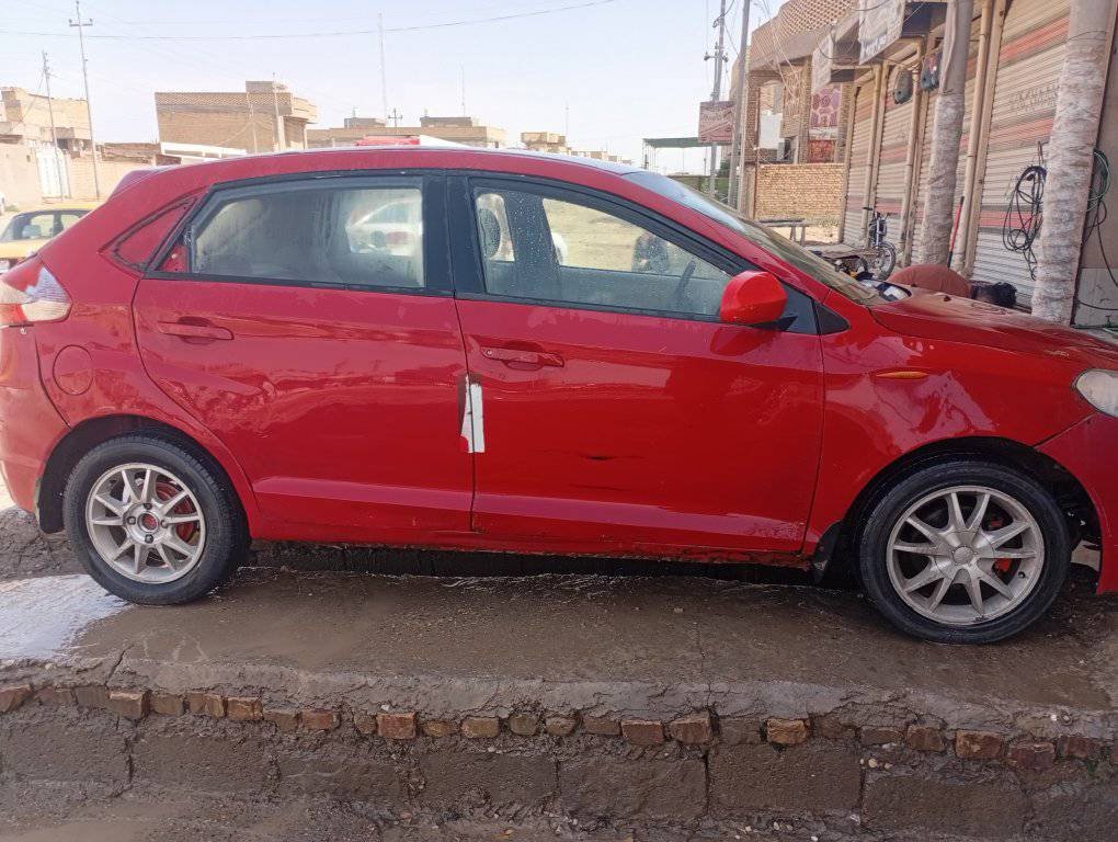 السلام عليكم 
شيــــــــــري أفلاوين ١٣

جاهزه تقريباً نواقص بسيطه اخياسات واضحه بالصور
مكينه كير تبريدجاهزات 
رقم بصره الماني سعرها22$
***********
مكانها ناصريه
