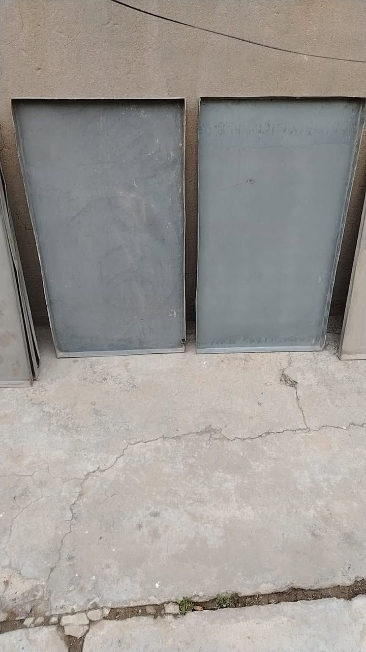 سلام عليكم البيع مكان بغداد رقم تليفون ***********
