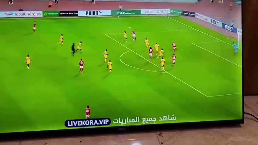 سلام عليكم
شاشه حجم 55
نوع LG UHD
دقه كلش حلوه وراقيه الوان حلوه كلش
معه برنامج يشغل جميع مباريات بين سبورت قنوات
تحكم كلش سلس وسريع يوتيوب كلش سريع
سينمانا
الشاشه حديثه اندرويد 15 احدث اصدار
سعره 300  الف
مكاني بغداد مدينه الصدر
*********** هاتف واتساب
