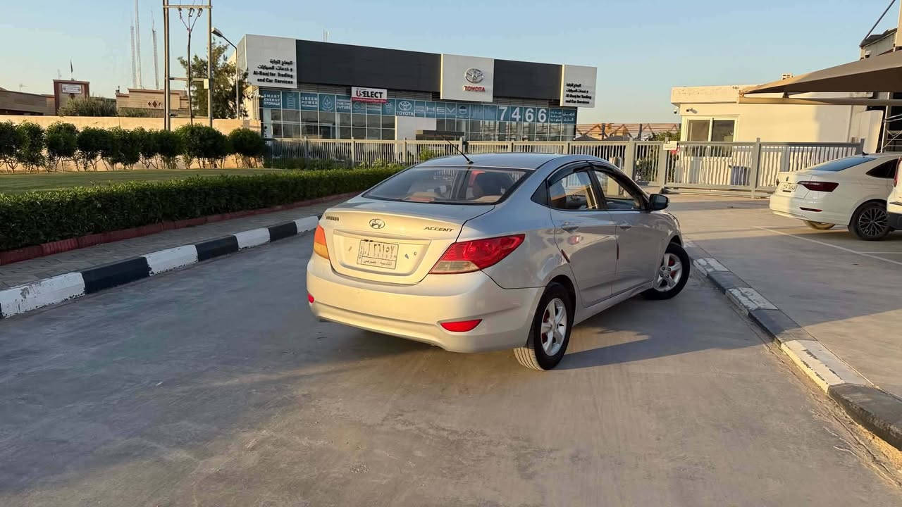 مديل 2012
محرك 1600
ضررهه شبر بالجاملغ الخلفي
رقم قادسيه
محرك كير مكفولات
اشاير بالمري
تبريد شغال حداديه جديده
سعرهه 90 وبيهه مجال للستفسار ***********
