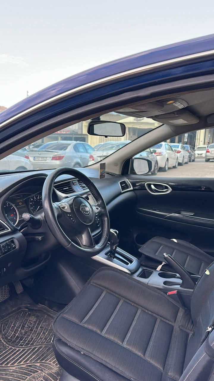 بوند صبغ بدون دواخل ✅
111000 مايل ✅
سقف بيها شوى تكحيل ✅
سيارة امريكى مكينه 18 ✅
📞 *********** دهوك, العراق
