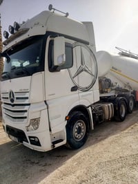 للبيع  اكترؤس وحشmb4 بس راس فصل وربط مديل 2015 راس بلادي حجم المحرك 51...