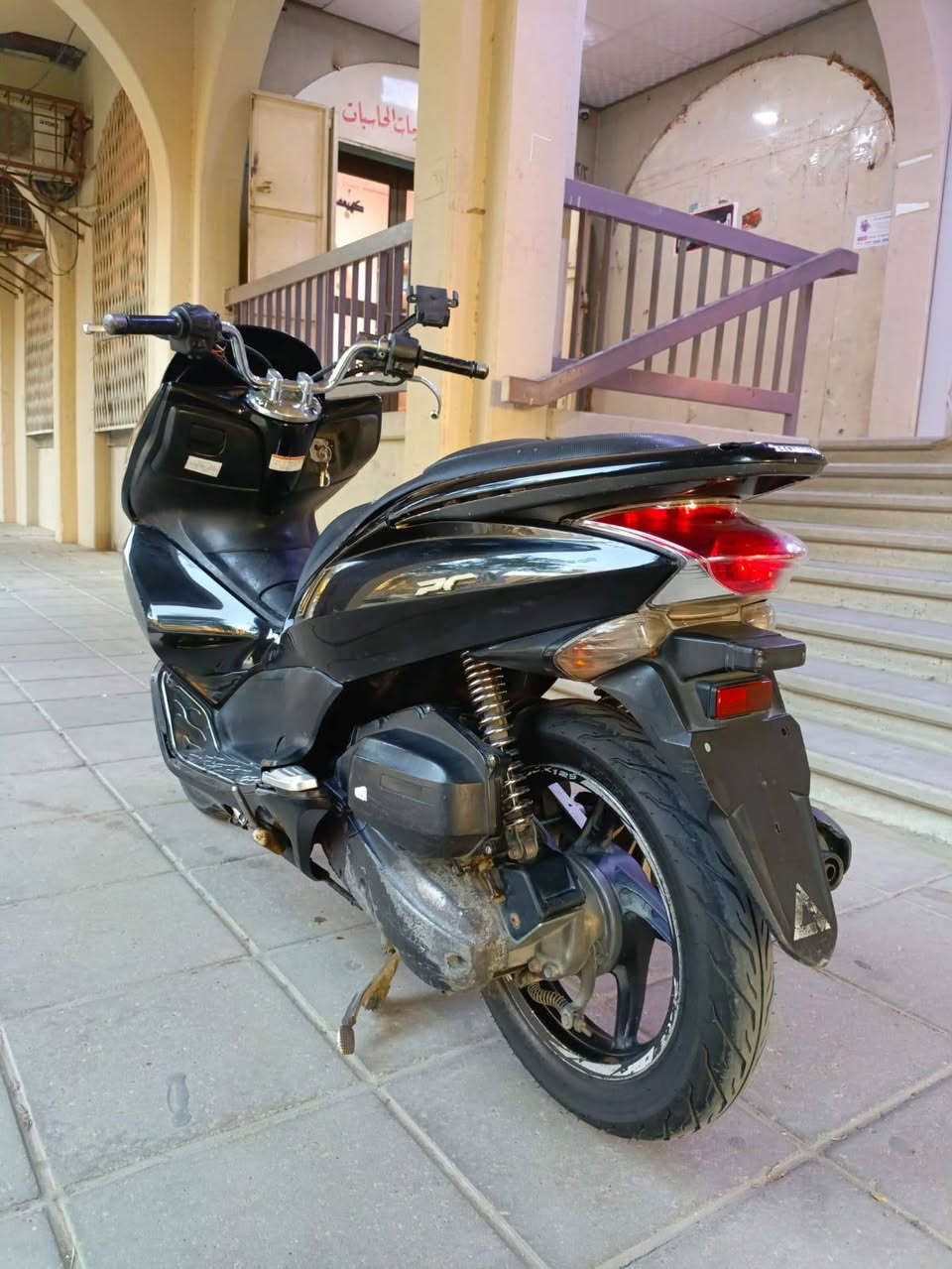 سلام عليكم PCX جيل الاول ياباني jf مكينه ناعمه حيل بلادي علفحص محرك 150c استاند حساس نكره سلف كل وقت شلعه معدل فول أوراق موجوده مكفولة من كل نقص 
السعر مليون او 200 مكاني بغداد الكرخ
 قرب مقهى البيروتي ***********

