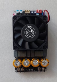 مضخم صوت • ماركة • جديد