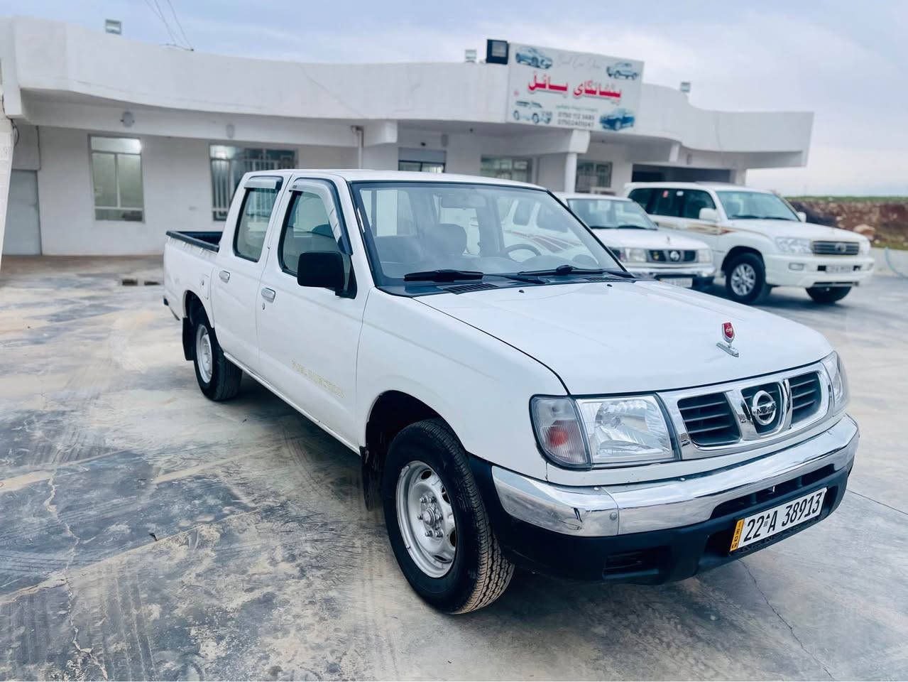 نيسان موديل ٢٠٠١. ته حويل اسل
سنوي تا ٢٠٣٠ نوويه. گيرو مه كينه به شه رت
بي بوياغه.  ليدراوي نييه. 
ته حويل غرامه براؤه به شه رت
سعري ٩١$
***********
*********** كويسينجاك, أربيل
