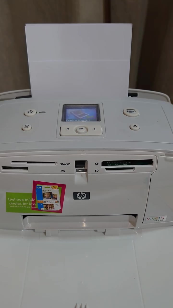 السلام عليكم
طابعة صور بهالشكل نوع hp
اسمها وملحقاتها بالصور
شغالة محقونة حبر وتطبع حاليا
السعر 35 الف وموجود توصيل


**إذا كنت صاحب هذا الإعلان وتريد حذفه لأي سبب، رجاءا أرسل رسالة إلى الدعم الفني**