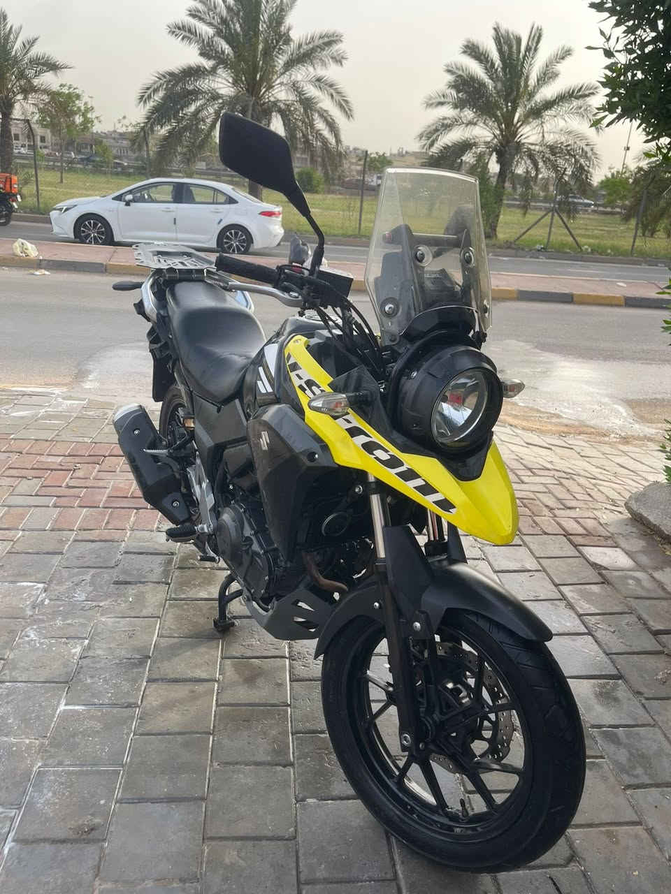 Suzuki V -￼storm
￼ الماكينة 250 cc سعر الدراجة 26 ورقة دراجة مقفولة كفالة عامة تدفع بيده المكان مدينة الصدر رقم الهاتف ***********￼￼￼￼￼￼
