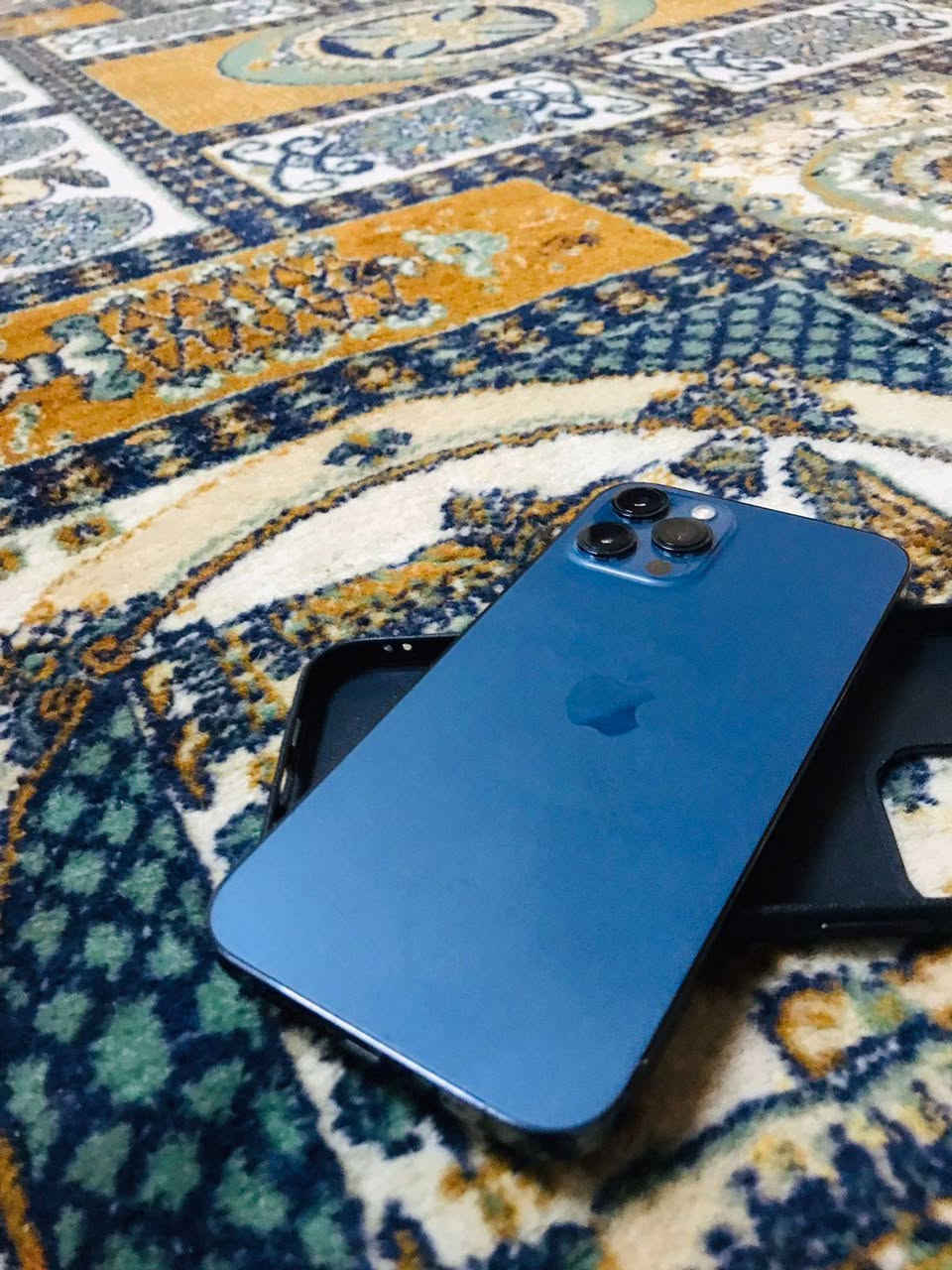 السلام عليكم ايفون 12 برو ماكس بطاريه 87 ذاكرة 256 جهاز كله شغال فقط مبدله كامره شرط ابلاديه للاستفسار الاتصال على الرقم *********** واتساب وخط
