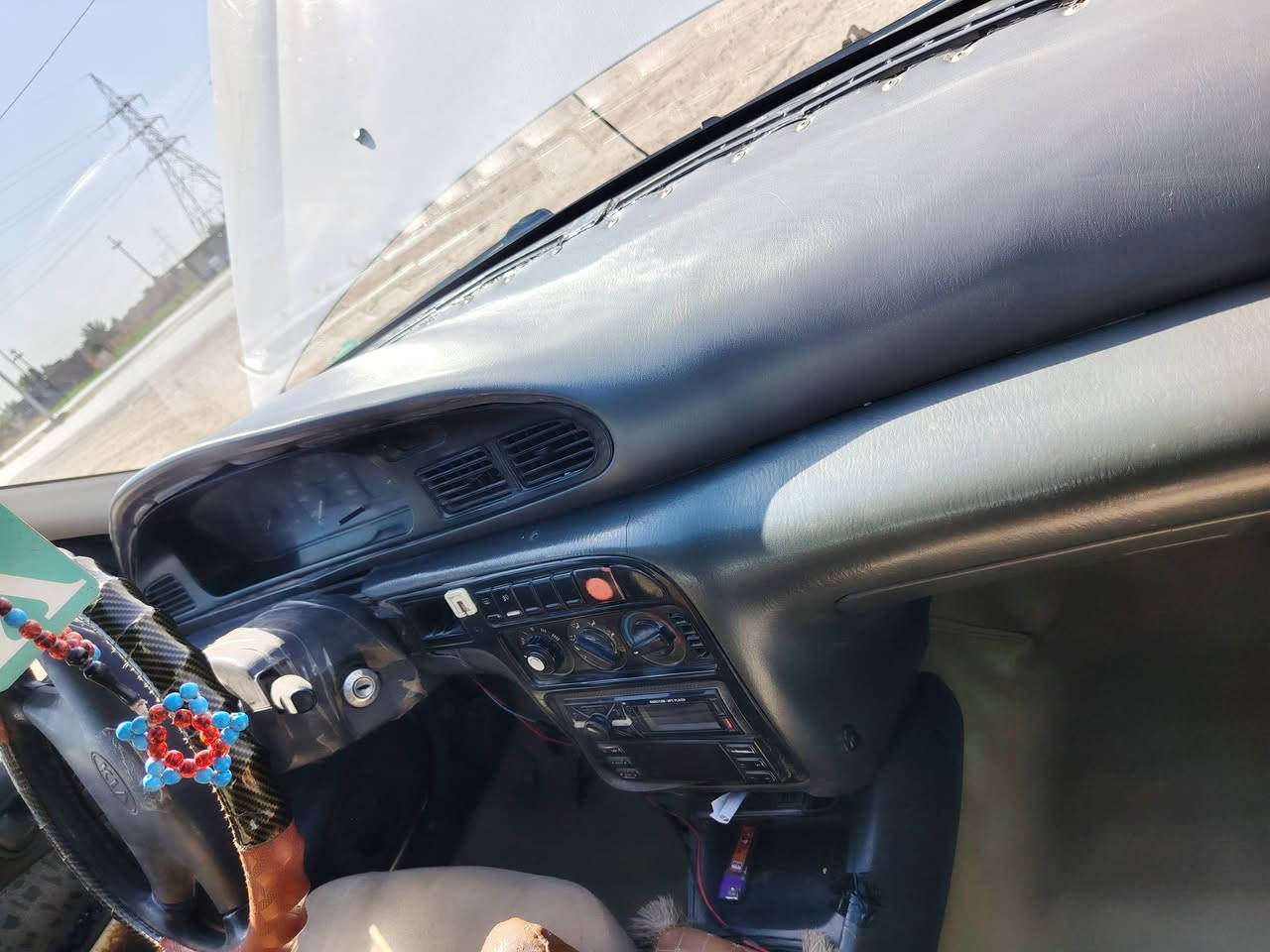 كيا سفيا للبيع اللون ابيض موديل ٩٥ رقم بغداد انكليزي بأسمي التحويل ثاني يوم سنويه نافذه لغاية ٢٠٣٠ الهزه لحد شهر السادس يعني تحول ميحتاج هزه. محرك مفتوح ١٦٠٠ كير عادي معروضه ب٣٧ وبيها مجال بسيط للشراي العنوان بابل محاويل قرب السريع الدولي للتواصل ع الخاص او الاتصال ع الرقم ***********
***********
