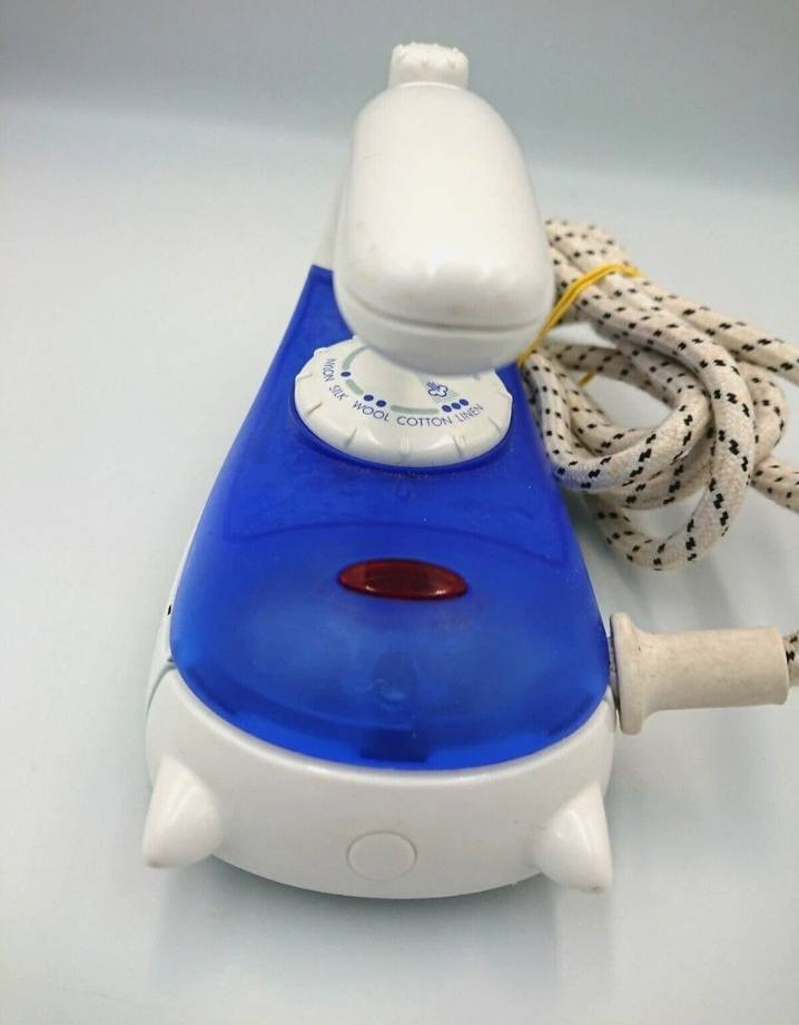 اوتي او مكواة بخار صغير الحجم ماركه  مورفي ريتشاردز فويجر  Morphy Richards الصنع بريطانيا جديد بالكارتون منخفضة الطاقة يشتغل وطني ومولد  الجهاز باله جاي من بريطانيا
السعر على الخاص*||\\¬£€######
#عالم #البالات #لندني


**إذا كنت صاحب هذا الإعلان وتريد حذفه لأي سبب، رجاءا أرسل رسالة إلى الدعم الفني**