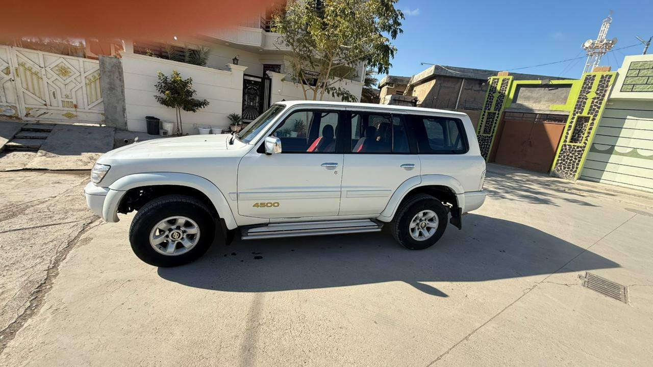 موديل 2001
سعر 130 بي مجال 
محرك 4500
6سلندر 
كشنات كهربائي 
جام كهربائي 
تبريد فانين 3قطع 
بانرواما

رقم سليمانيه 
سياره بأسمي اصوليه 
لايتات زينون 
مكاني ديالى /جلولاء
رقم تواصل ***********
