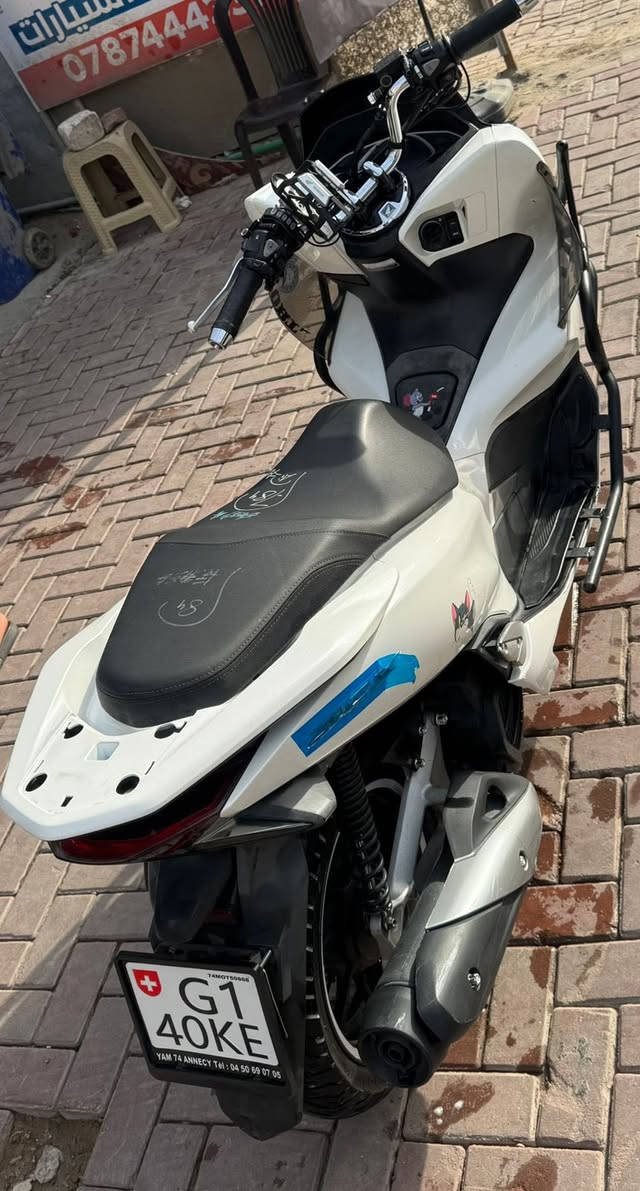 جيل الثالث كوريه كفاله عامه منطول لطول شرط اذا مفتوح بيهى برغي ترجع سعر 14 ونص بيهى مجال حك جيه بغداد كريعات استفسار اكثر اتصال ☎️ ***********
