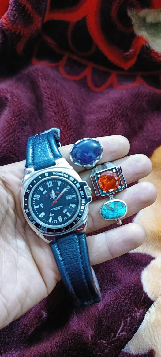 سلام عليكم مستعجل ابيع شلع السعر ٢٠٠ وبيهن مجال لشراي يتوفر توصيل لجميع المحافضات


**إذا كنت صاحب هذا الإعلان وتريد حذفه لأي سبب، رجاءا أرسل رسالة إلى الدعم الفني**