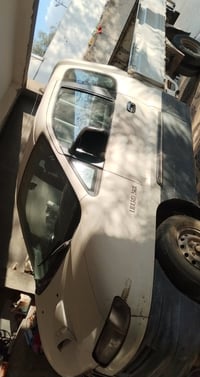 ٢٠٠٠ • سامراء • مكينة شرط