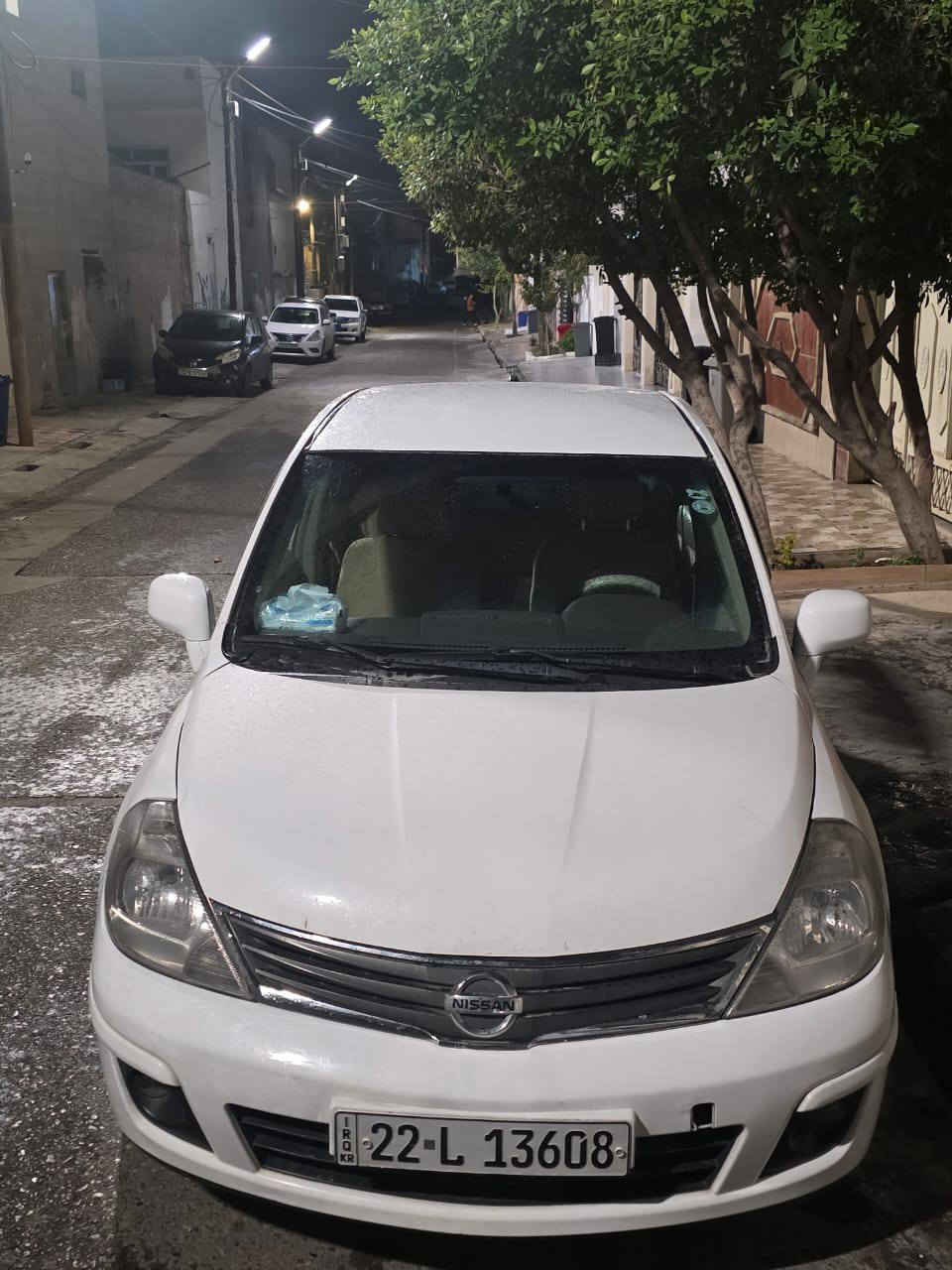 تێدا مۆدێل ٢٠١١ ڕەنگی سپی ، مەکینە 2.0 بێ سبوغ ، ٣٫٤ جێگا تعدیل ، گێر و مەکینە و تەبیرد بە شەرت ، سەنەوی نوێ  ، شاشە و کامیرە حەساس ی پشتەوە ،سەیارەکە رونی تازە گۆرەیە ،٤ تایەی نوێی لەسەرە ،  هەمامی ناوی و دەری تازە کراوە ،جاهیزە 105 معامەله
0750 636 61 63 wats app أربيل, العراق
