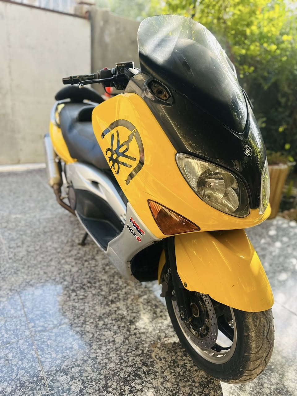 السلام عليكم
تي ماكس ٢٠٠٨ نوزل 
سويجين بيهة
كهربائيات بلاد
صالنصة رياضي اكربوفيج 
عليهة ادامة كاملة فيت بم و نوزلات وبلكات 
نكرة بكل وقت
شلعه ومعدل
وياهة مري مال ٢٠١١
لايت عالي زنون 
مكاني بابل المركز 
السعر ١٧ وبيهة مجال 
***********
