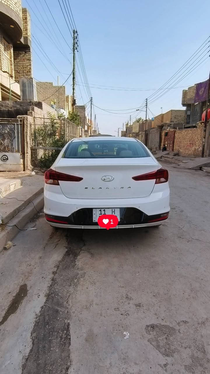 السلام عليكم النترا خليجي 2020 محرك 2000 دوش 
ماشية 81 الف هزة جديدة وتحويل مباشر السعر 175 
الرقم ***********
