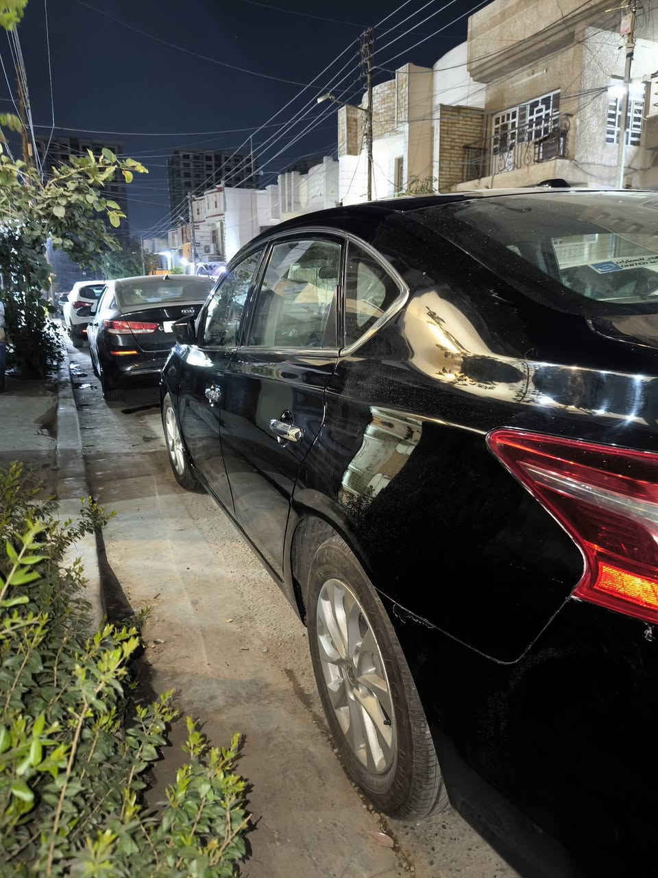 سلام عليكم
سنترا 2019  ماشية 49 سعرها 115 مبدل جنطة فقط  صار بيه ضربة بسيطة وماصلحتها والتصوير موجود
*********** وتساب
