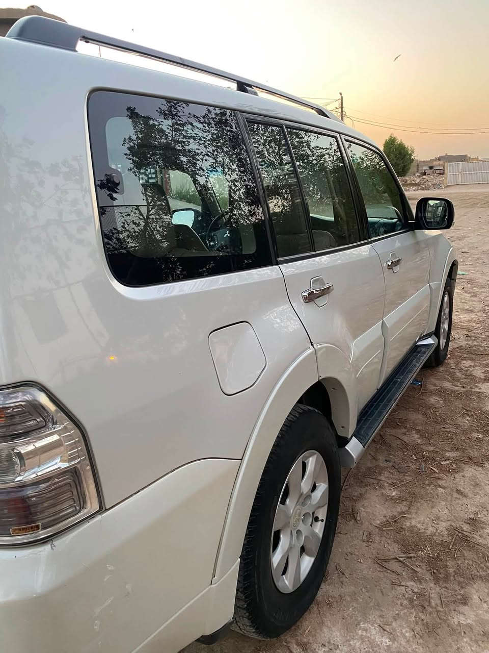 باجيروً حبتور ٢٠١٤

خليجي.  فول مواصفات لون ابيض صدفي حجم المحرك 3500
معروفه مواصفات الحبتور  فورويل نضام دفلوك
كشنات كهربائي اشارة بل مري شفط تحكم ستير  فتحه تبريد ثلاث قطع حساسات خلفيه زاد ثلاجه تخم تاير كير مكينه حداديه خير من الله سياره حلوه 
ممشى ١٧٤

باب السايق مبدل 
سياره مناسبه للاستفسار ***********
