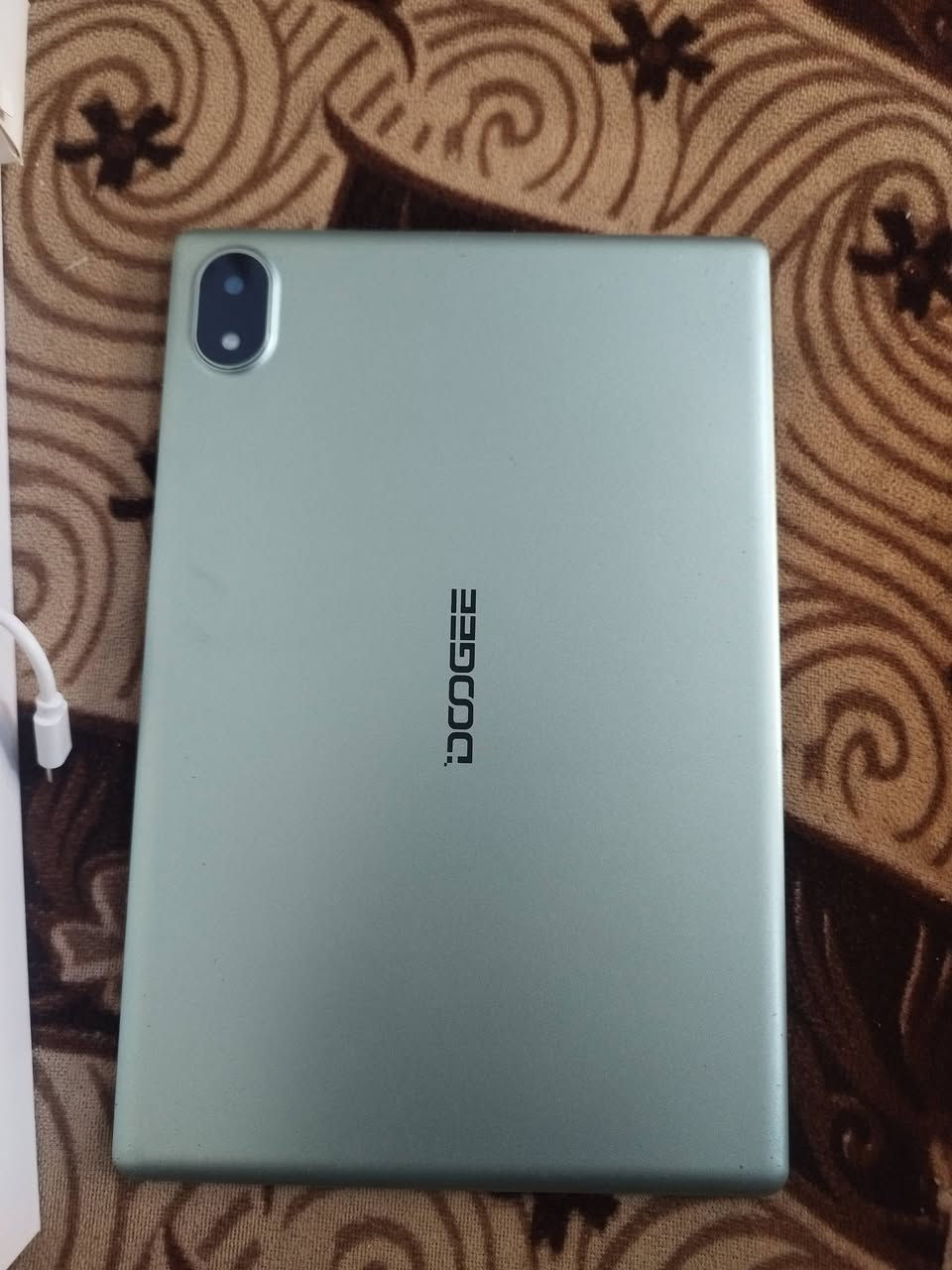 سلام عليكم 
ايباد DOOGEE U10
ذاكرة 128 عشوائية 9 
شاشة 10.1
جهاز يخبل كامل ملحقات 
كارتون+شاحنة+هدفون 
مكاني الخالص حي الزهراء 
سعرة 90 الف للإستفسار الاتصال بالرقم
***********
