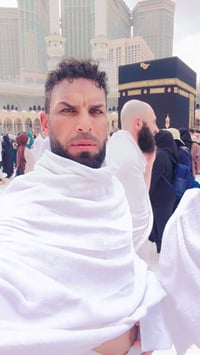 ٣بسم الله الرحمان الرحيم واتموالحج والعمره يعلن مكتب عشاق القبه الخضرا...