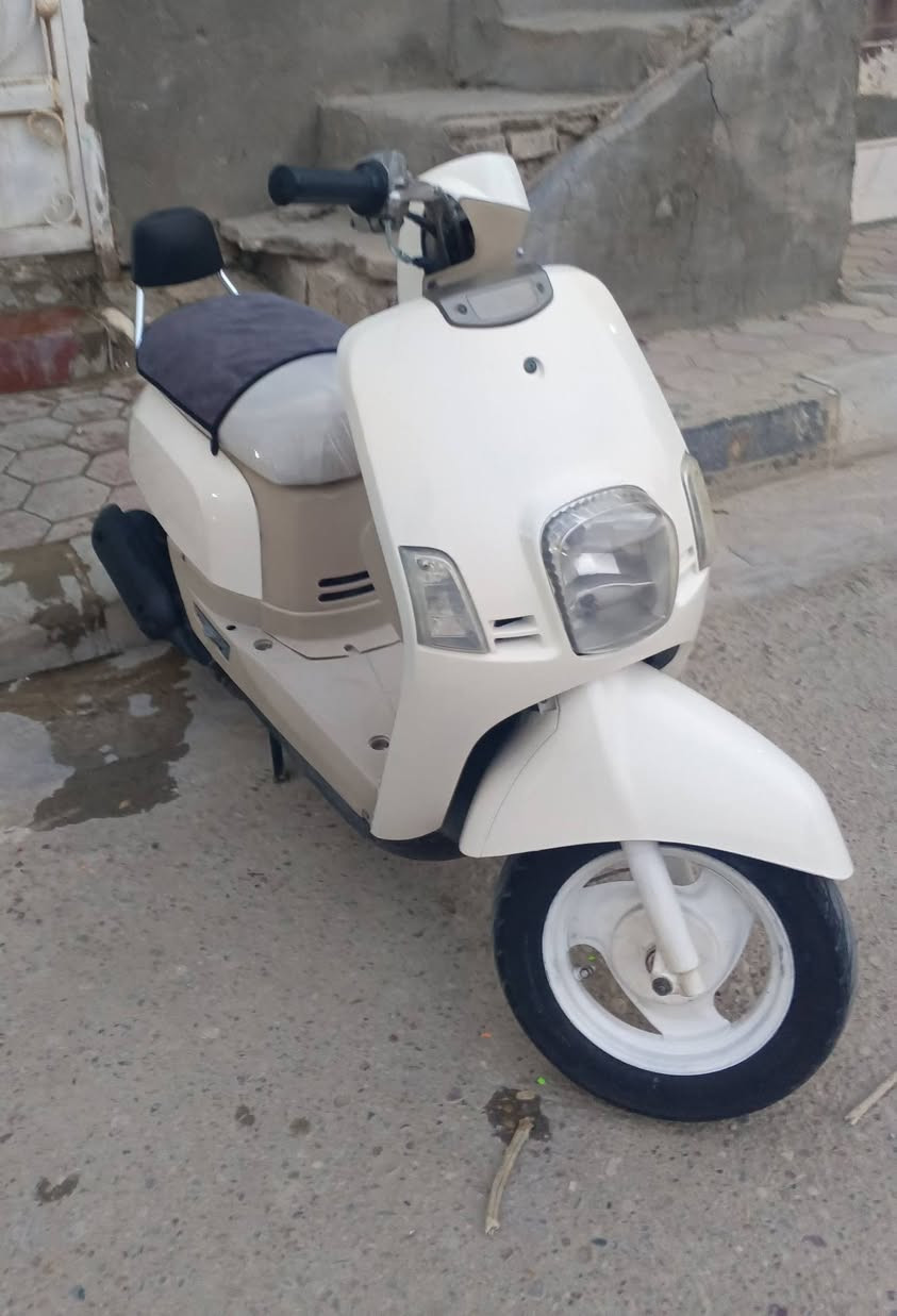 دراجه مامفتوحه بلاديه  مكينه ناعمه سعر خاص 

***********
ناصريه مركز
