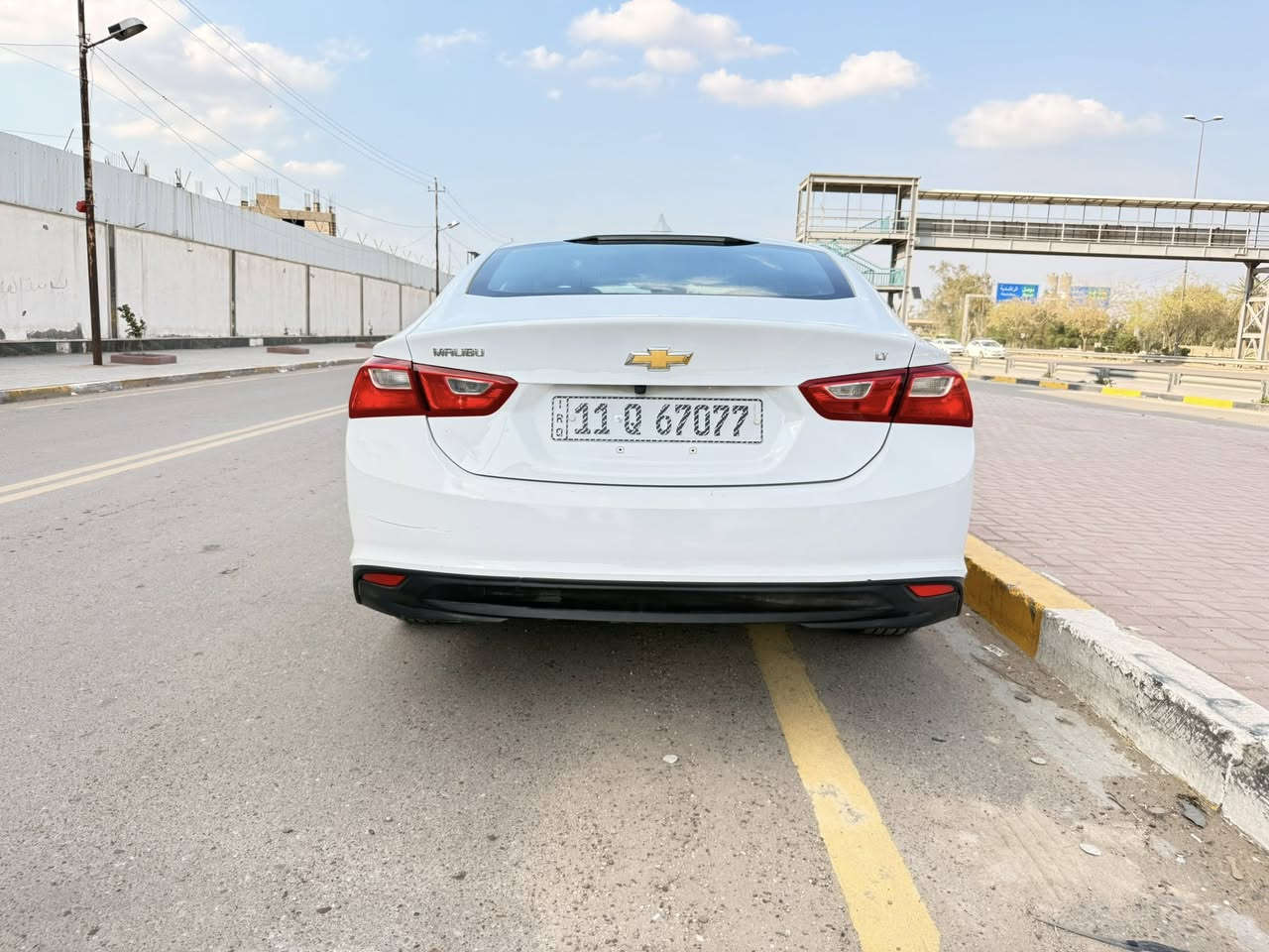 ماليبو 2023 LT رقم بغداد للبيع مكفولة بدون صبغ حادث كسر بالدعامية فقط بيها بارد على كد اصبع بالبند وبارد صغير باب السايق مكفوله من الصبغ والفتح والتبديل جاهزة بدون اي نقص كلوب بالدشبول مابيها تخم تاير جديد صدر كير مكينة تبريد تدفئة كله مكفول مواصفات ال lt  بصمة كشن كهرباء تبريد قطعتين رادار حساس نقطع عمياء تحديد مسار قيادة ذاتيه شاشة كبيرة كاميرا تدفئة كشنات داته شو ماشية 60 ميل بجم زينون عالي ناصي ولدات السعر المطلوب 138 وبي مجال بسيط للشراي اي استفسار *********** مكاني بغداد الاعظمية
