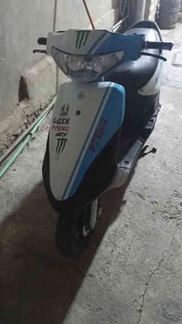 دراجه ماكس قجمه للبيع نقص باتري فقط وهندر تشتغل دراجه350الف دراجه ناعم...