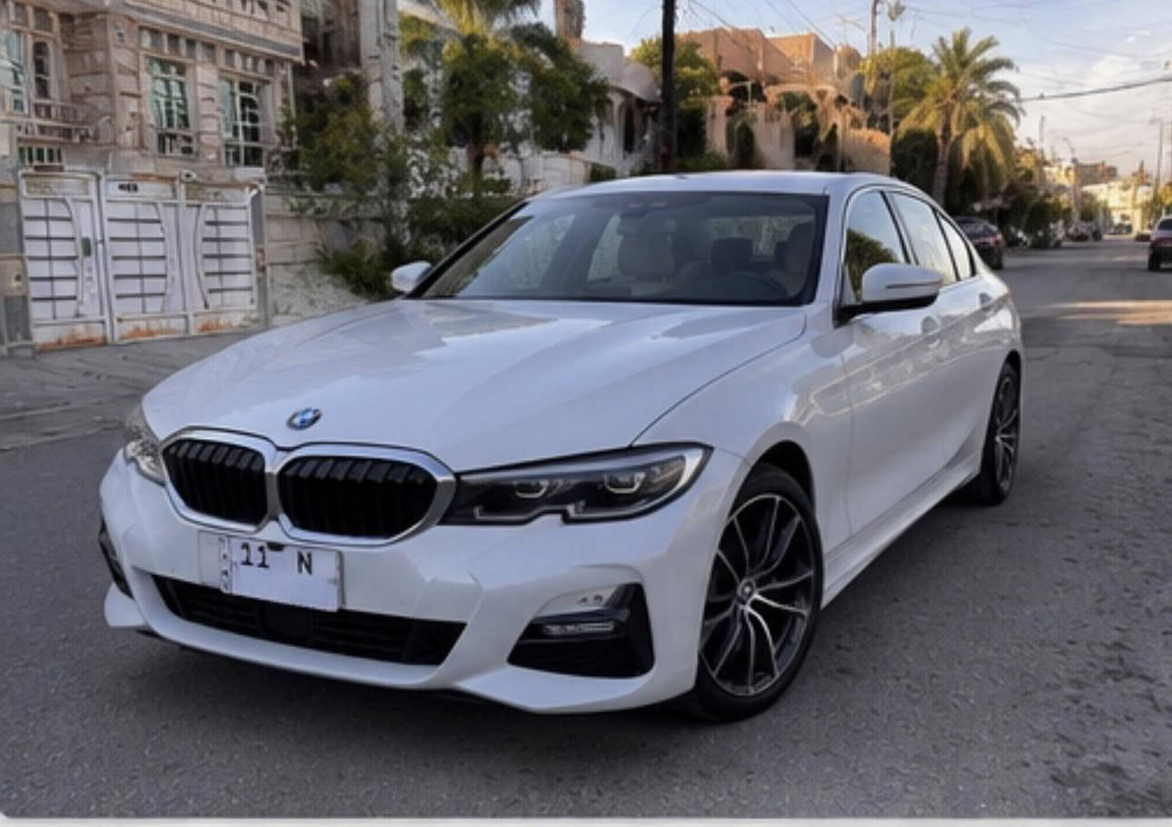 السلام عليكم
BMW 330i
بي ام
2020
فئة 330 I
حادث خلفي موضح بالصور
لغد وشواصي وايرباك مكفول
كير ومحرك وتيربو مكفول
السياره نظيفه اقرب للجديده
ماشيه 40 
سلايد
رادار امامي
مانع تصادم
كراسي كهرباء
وبعد مواصفات السياره المعروفه
بأسمي السياره 
السعر 215$
مكان السياره بغداد اليرموك
***********
د.علي
