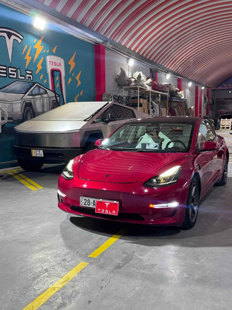⚡ للبيع فقط ✔️✔️| Tesla Model 3 | موديل 2023 ⚡
✨ المواصفات:
🔹 موديل: 2023
🔹 رقم السيارة: نجف
🔹 الممشى: 79 ألف ميل
🔹 لون خارجي مميز يمنح السيارة حضوراً فخماً وأنيقاً.
🔹 داخلية بلون مميز تضيف لمسة راقية وفاخرة.
🔹 Online مفعل.
🔹 Phone Key فعال.
🔹 بدون أي نقص أو ملاحظات.
🔹 البطارية والمحرك مضمونات وبحالة ممتازة.

صور الحادث مرفقه بالمنشور

⚡ للبيع | Tesla Model 3 | موديل 2023 ⚡

سيارة نظيفة جداً وبمواصفات مميزة، جاهزة للاستخدام مباشرة.

✨ المواصفات:
🔹 موديل: 2023
🔹 رقم السيارة: نجف
🔹 الممشى: 79 ألف ميل
🔹 لون خارجي مميز يمنح السيارة حضوراً فخماً وأنيقاً.
🔹 داخلية بلون مميز تضيف لمسة راقية وفاخرة.
🔹 Online مفعل.
🔹 Phone Key فعال.
🔹 بدون أي نقص أو ملاحظات.
🔹 البطارية والمحرك مضمونات وبحالة ممتازة.

📍 العنوان:
النجف الأشرف – شارع القوسي
مركز TESLA

📞 للاستفسار:
***********
***********

5YJ3E1EAXPF435626  رقم الشاصي

السعر 135 ورقه
13500$ 💵💵
